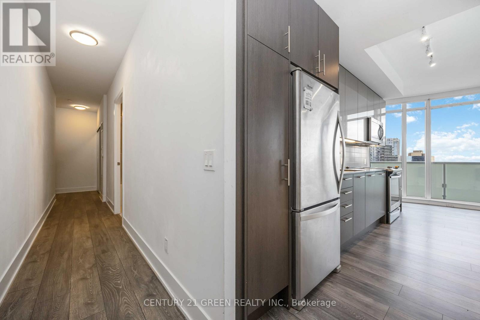 3405 - 403 Church Street, Toronto, ON - Indoor