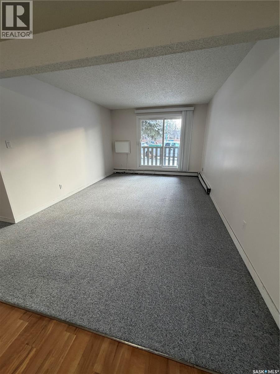 106 403 Tait Court, Saskatoon, SK - Indoor Photo Showing Other Room