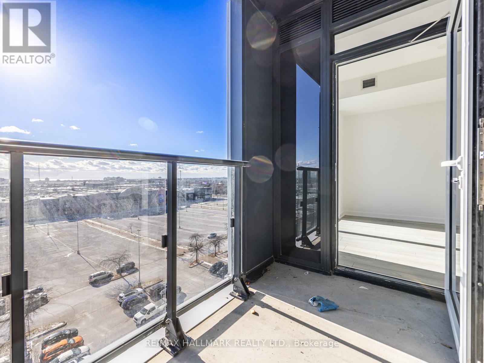 715 - 1007 The Queensway, Toronto, ON - With Exterior