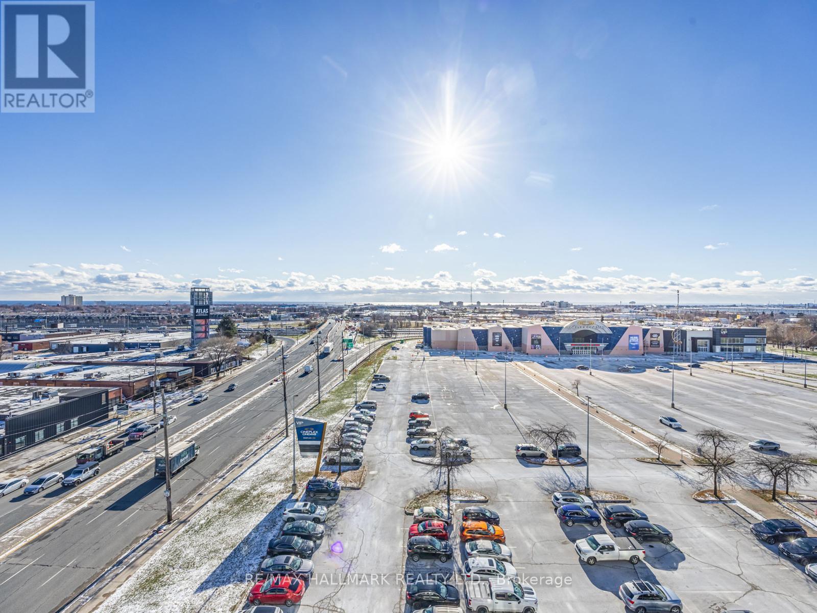 715 - 1007 The Queensway, Toronto, ON - Outdoor With View