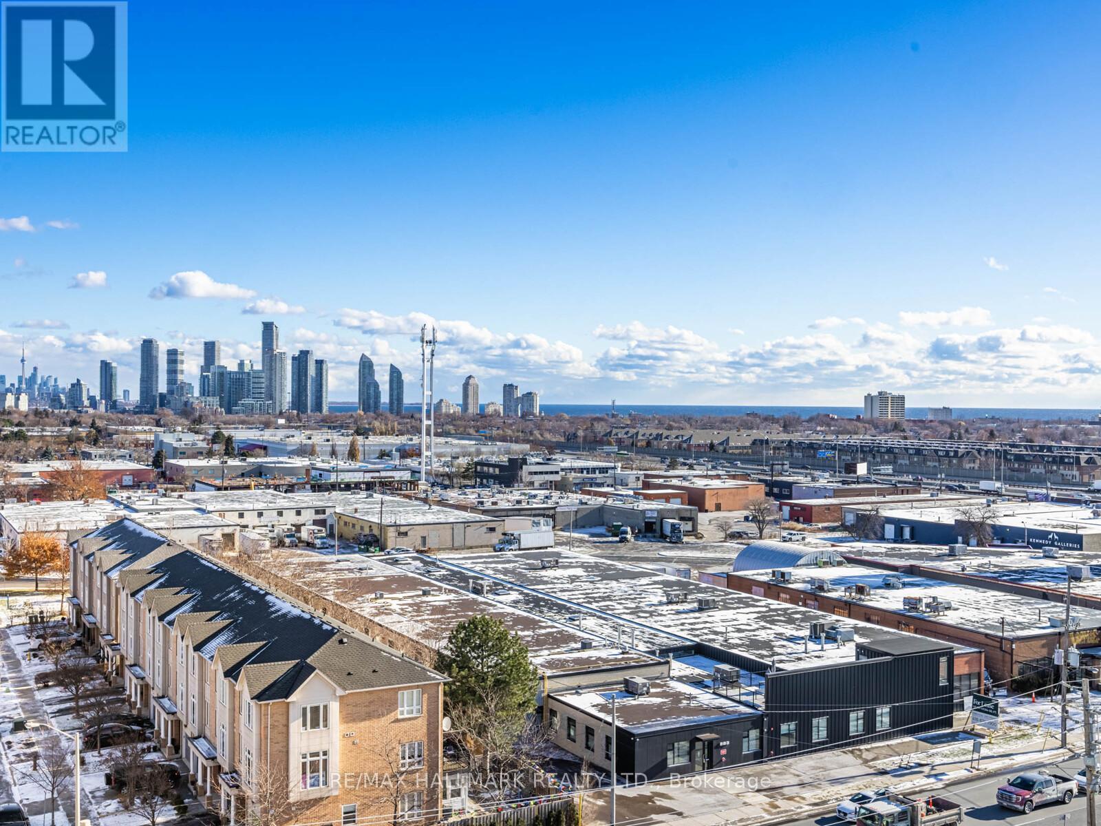 715 - 1007 The Queensway, Toronto, ON - Outdoor With View