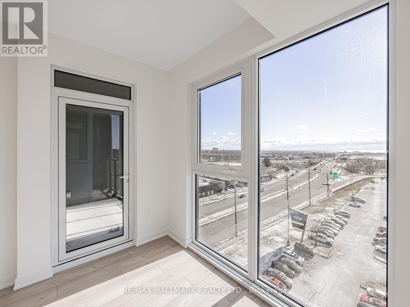 715 - 1007 The Queensway, Toronto, ON - Indoor Photo Showing Other Room