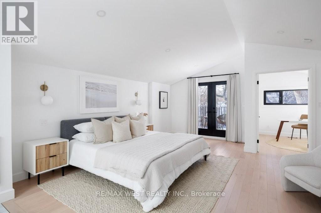 424 Clendenan Avenue, Toronto, ON - Indoor Photo Showing Bedroom