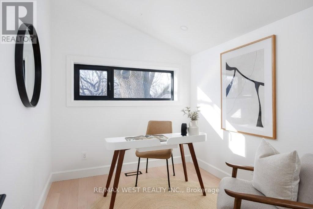 424 Clendenan Avenue, Toronto, ON - Indoor Photo Showing Other Room