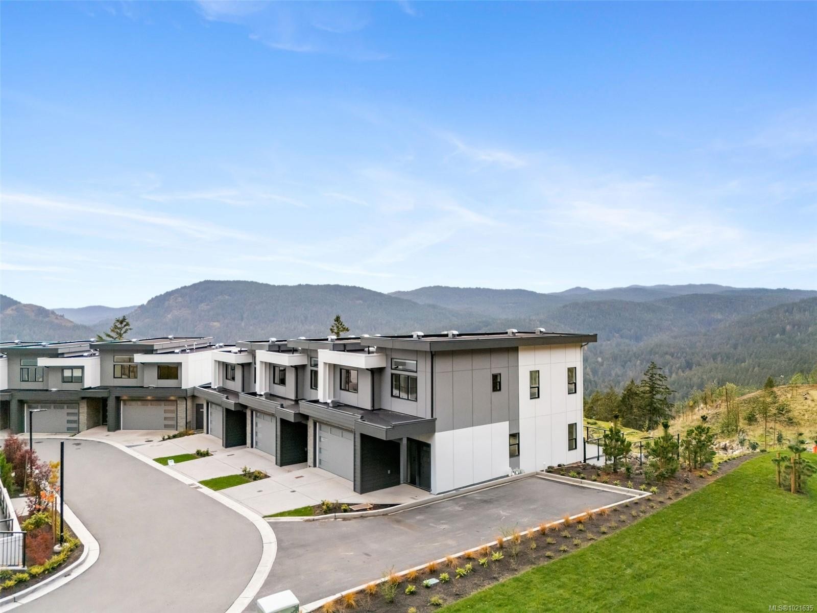 2516 Bronzite Pl, Langford, BC