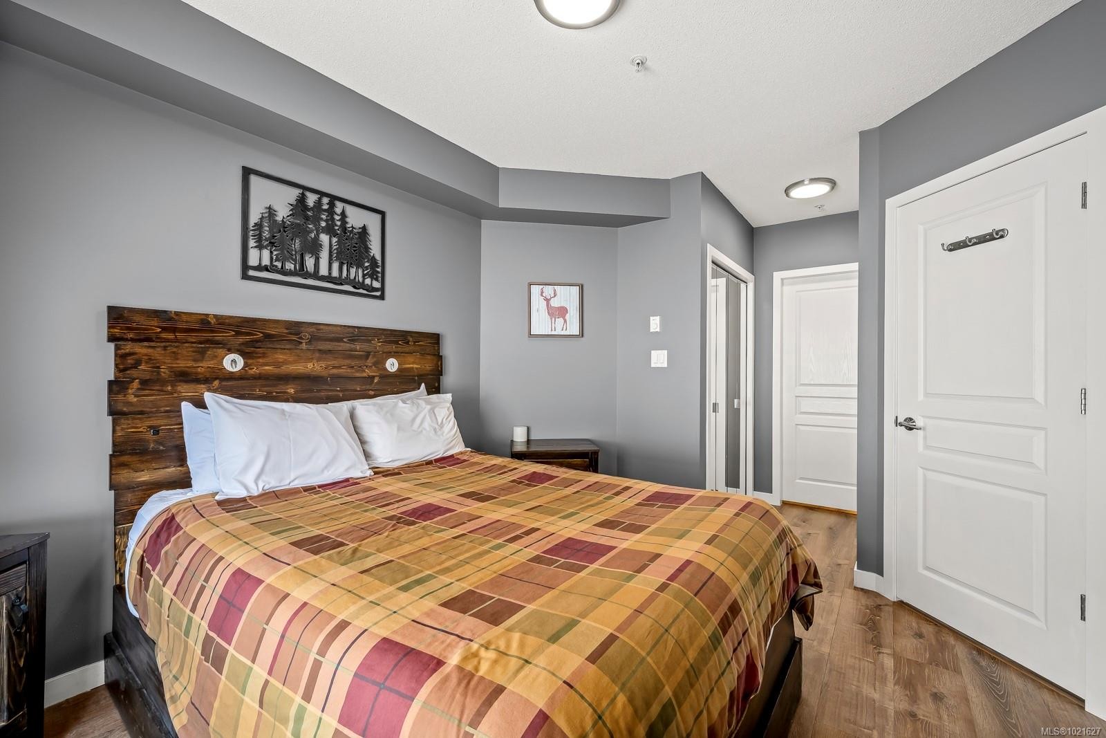 210-1290 Alpine Rd, Courtenay, BC - Indoor Photo Showing Bedroom