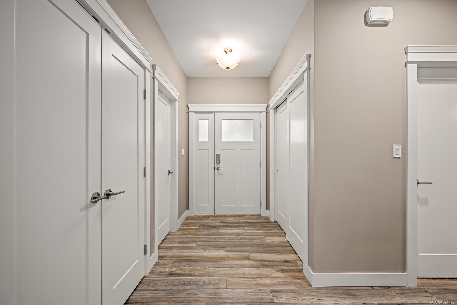 8965 Mclarey Ave, Black Creek, BC