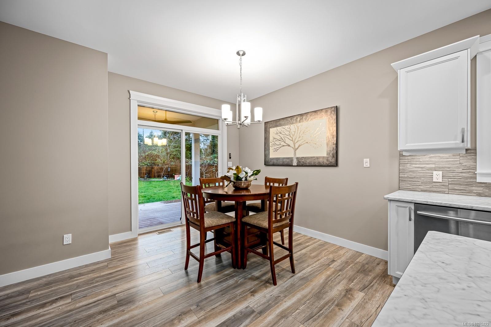 8965 Mclarey Ave, Black Creek, BC