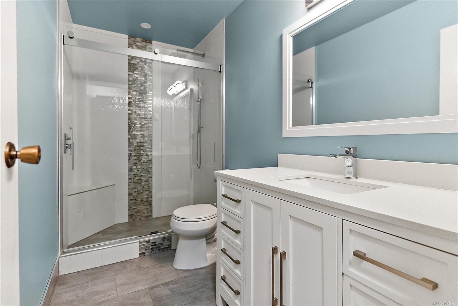 2224 Amherst Ave, Sidney, BC