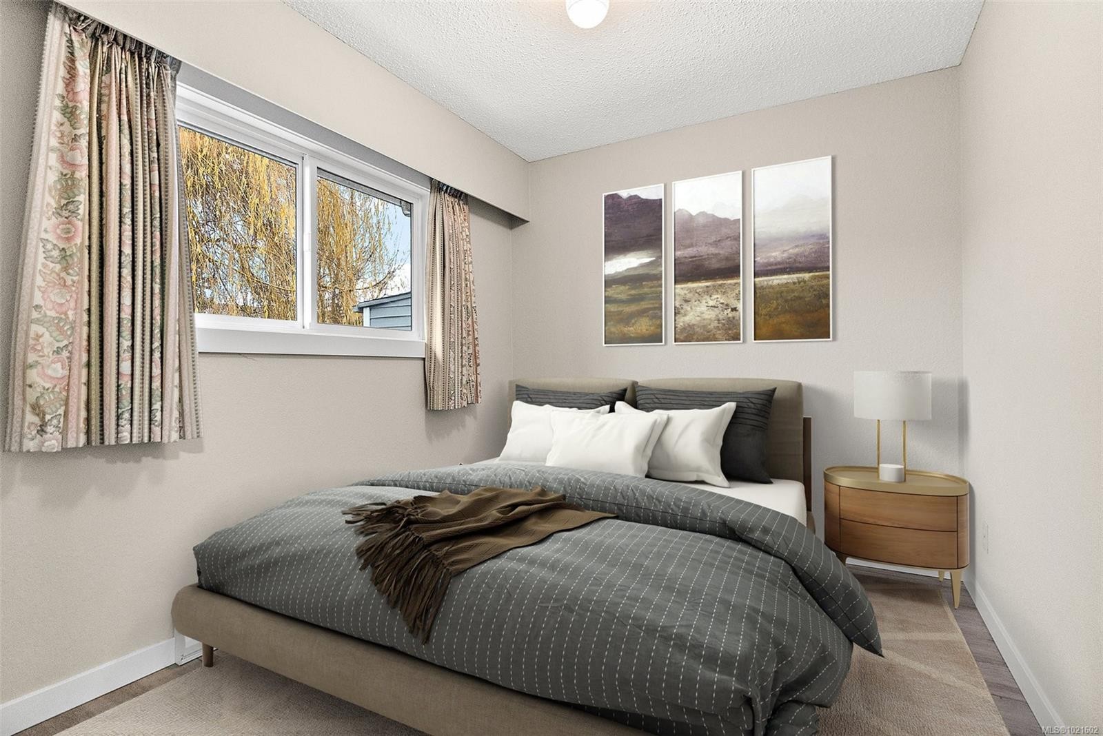 2224 Amherst Ave, Sidney, BC