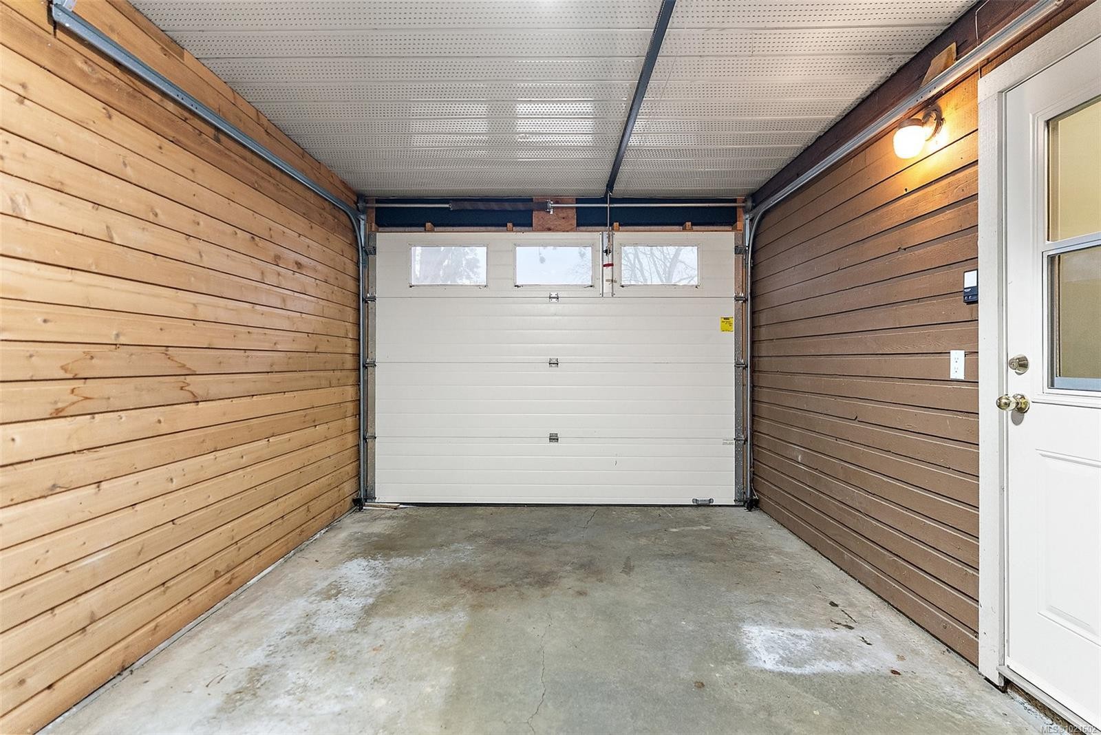 2224 Amherst Ave, Sidney, BC