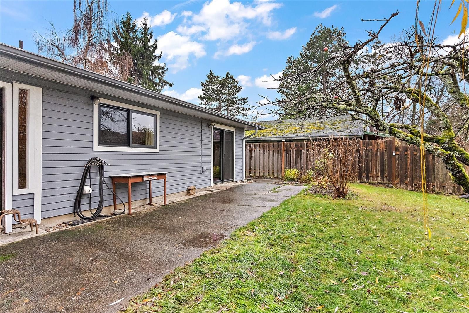 2224 Amherst Ave, Sidney, BC