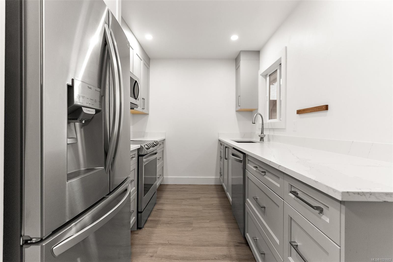 2224 Amherst Ave, Sidney, BC