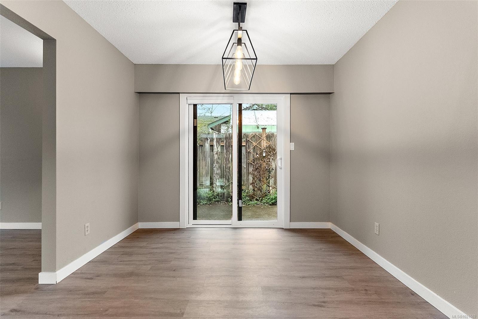 2224 Amherst Ave, Sidney, BC