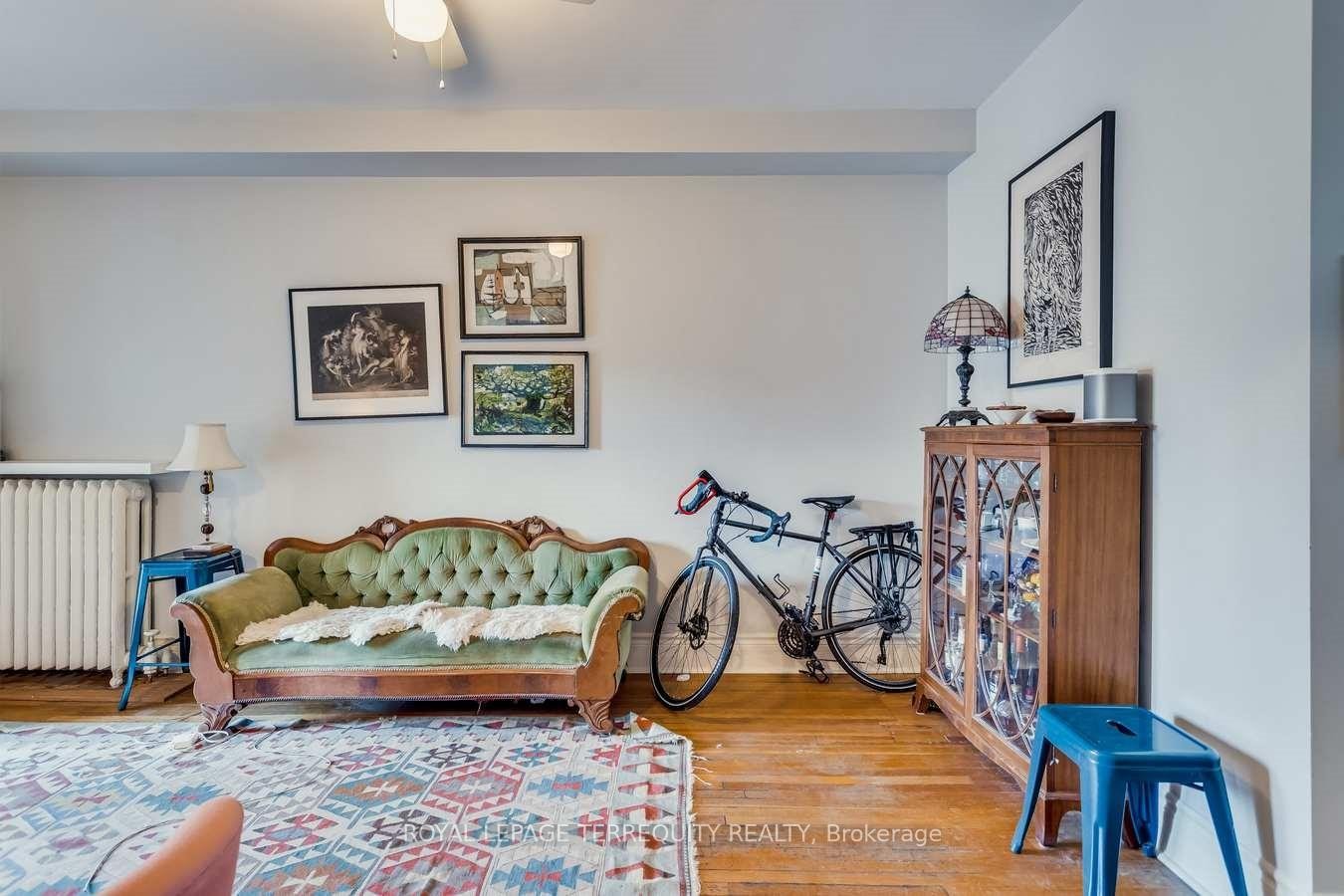 Main-61 Rusholme Park Crescent W, Toronto, ON - Indoor