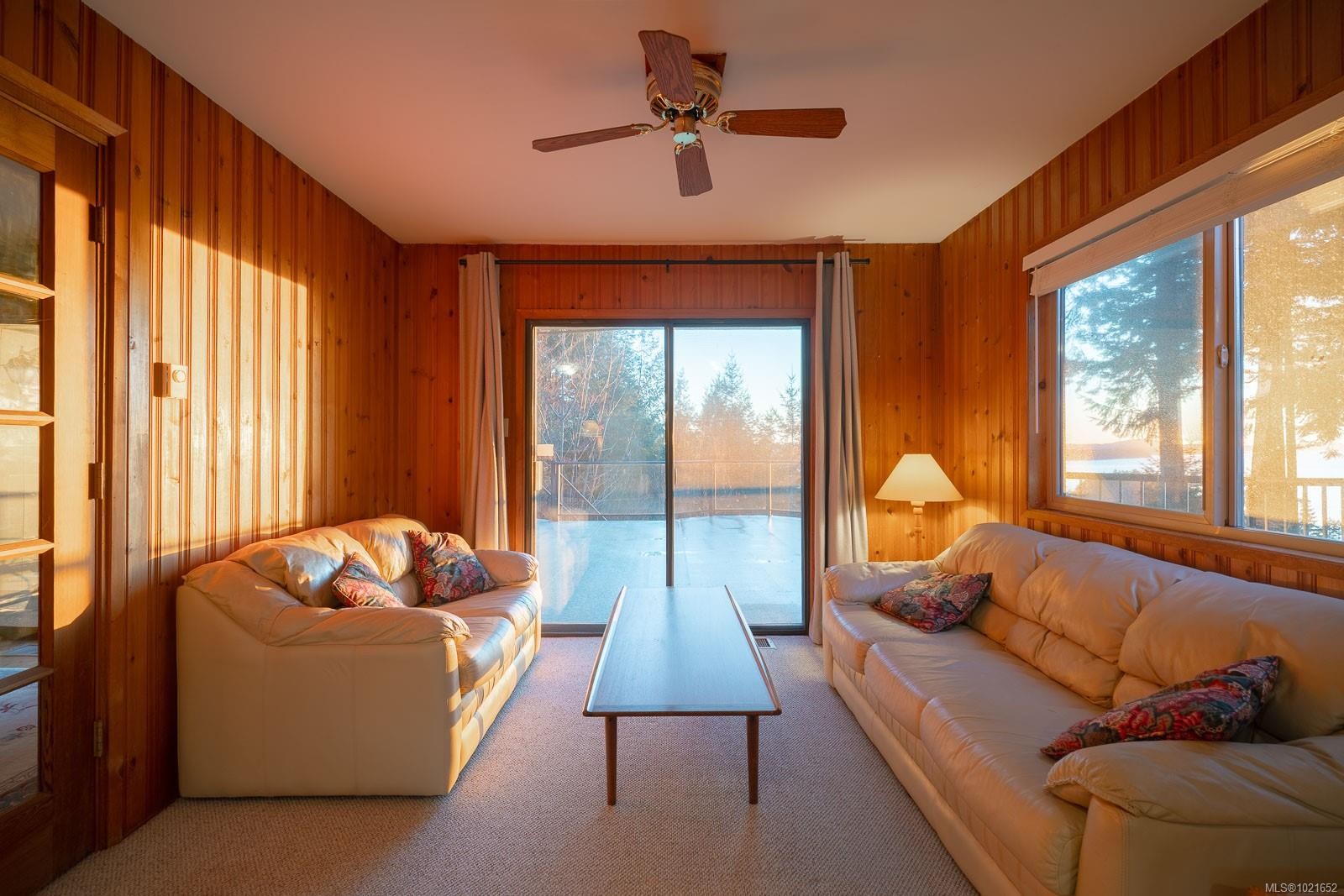 1372 Ivor Rd, Nanaimo, BC