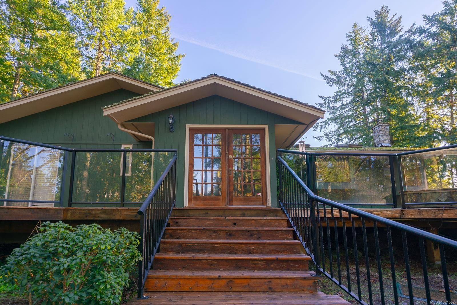 1372 Ivor Rd, Nanaimo, BC