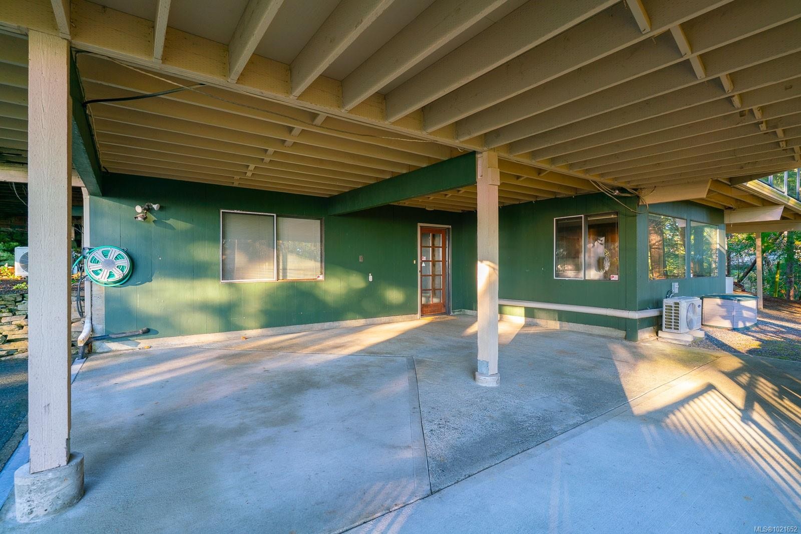 1372 Ivor Rd, Nanaimo, BC