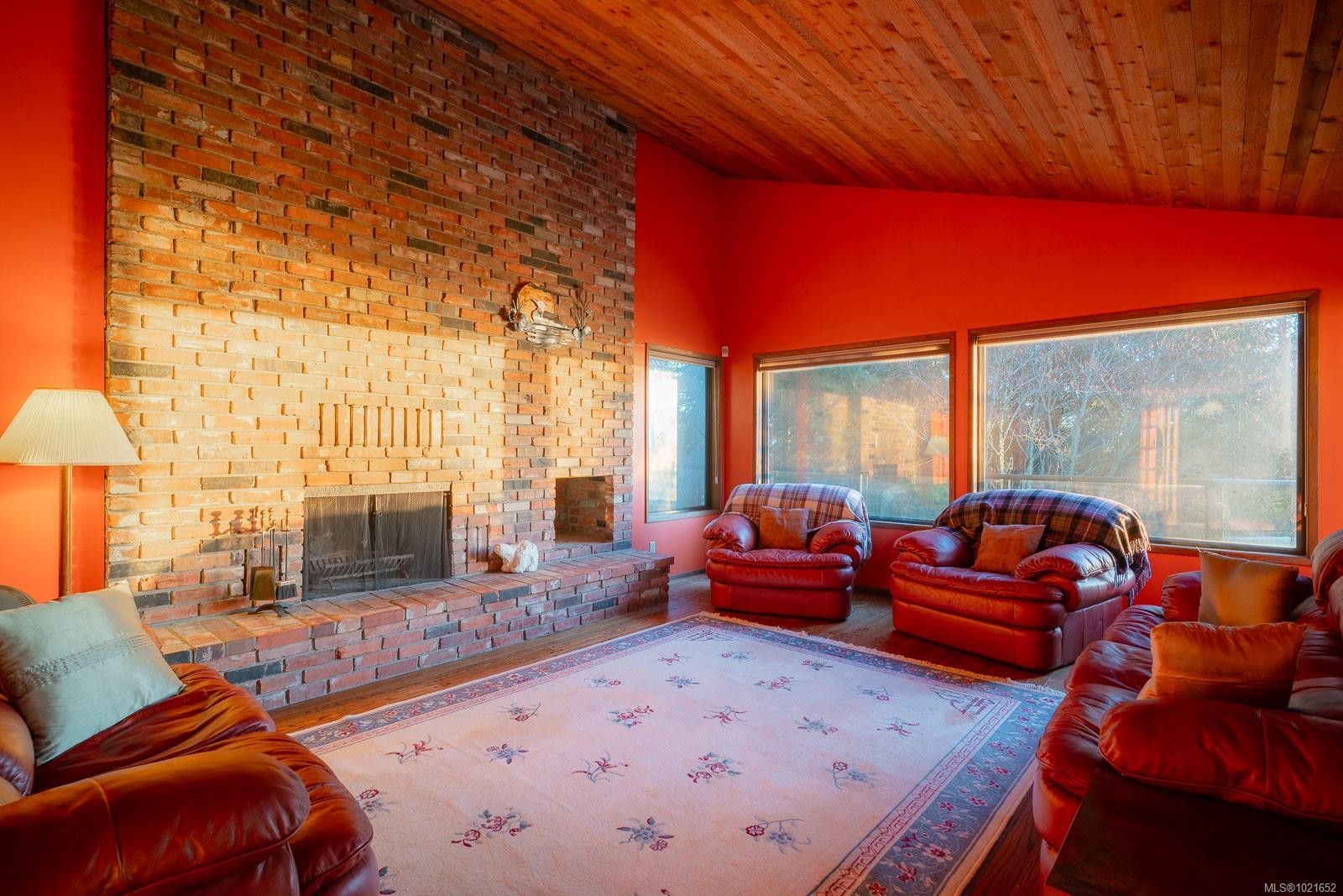 1372 Ivor Rd, Nanaimo, BC