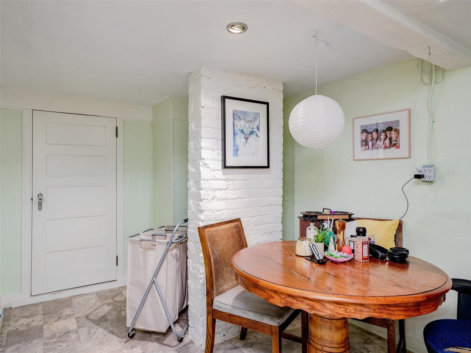 1015 Empress Ave, Victoria, BC - Indoor Photo Showing Dining Room