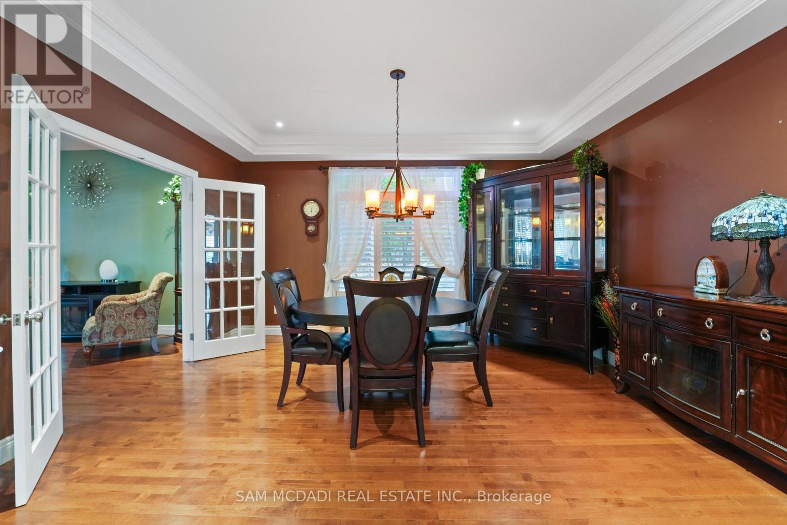 32 Pennsylvania Crescent, Kitchener, ON - Indoor Photo Showing Dining Room