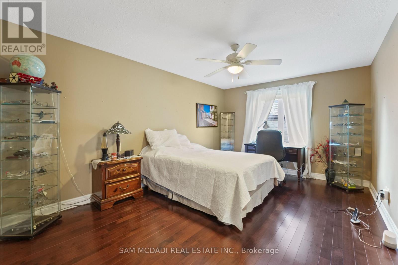 32 Pennsylvania Crescent, Kitchener, ON - Indoor Photo Showing Bedroom