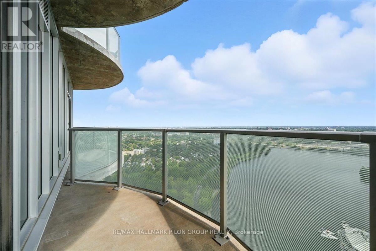 3907 - 805 Carling Avenue, Ottawa, ON - Outdoor With Balcony With View