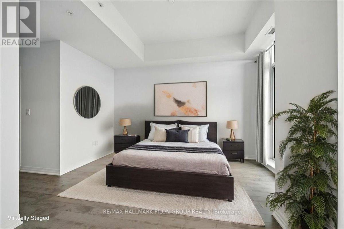 3907 - 805 Carling Avenue, Ottawa, ON - Indoor Photo Showing Bedroom