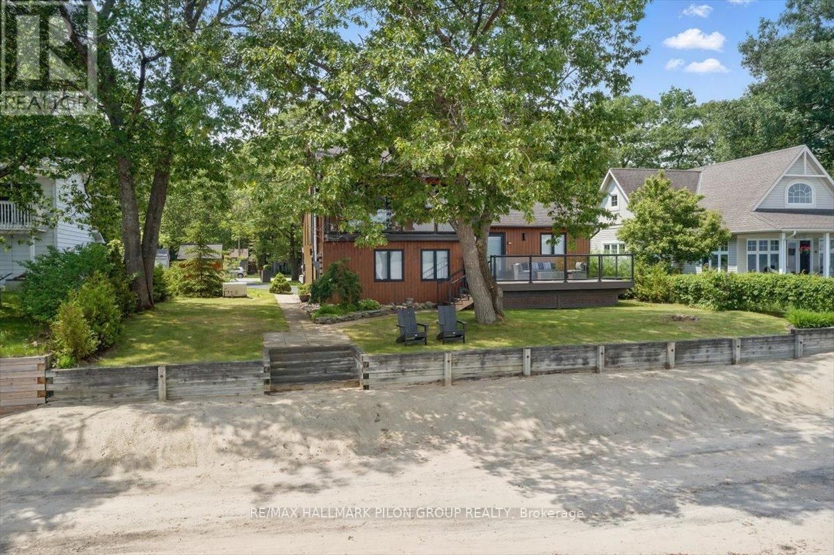 584 Bayview Drive, Ottawa, ON - Outdoor