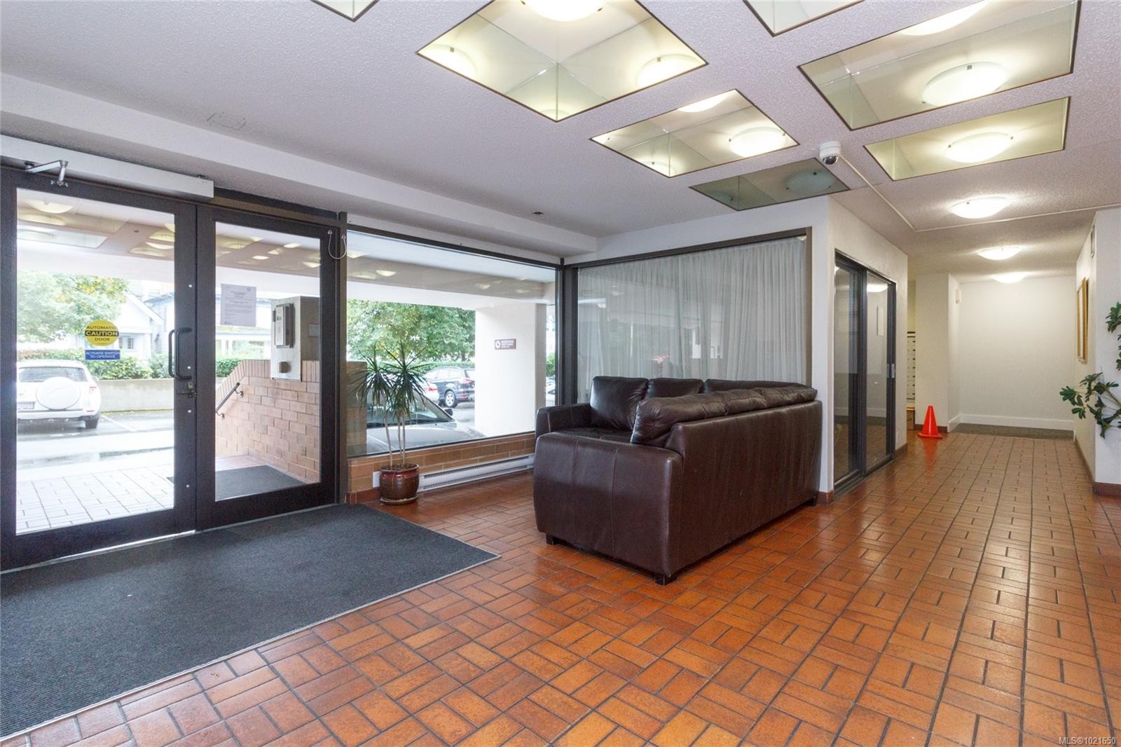 809-1630 Quadra St, Victoria, BC - Indoor Photo Showing Other Room