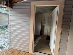 Entry/ Storage -
