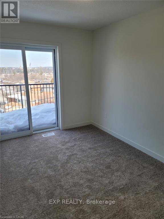 9 - 405 Myers Road, Cambridge, ON - Indoor Photo Showing Other Room