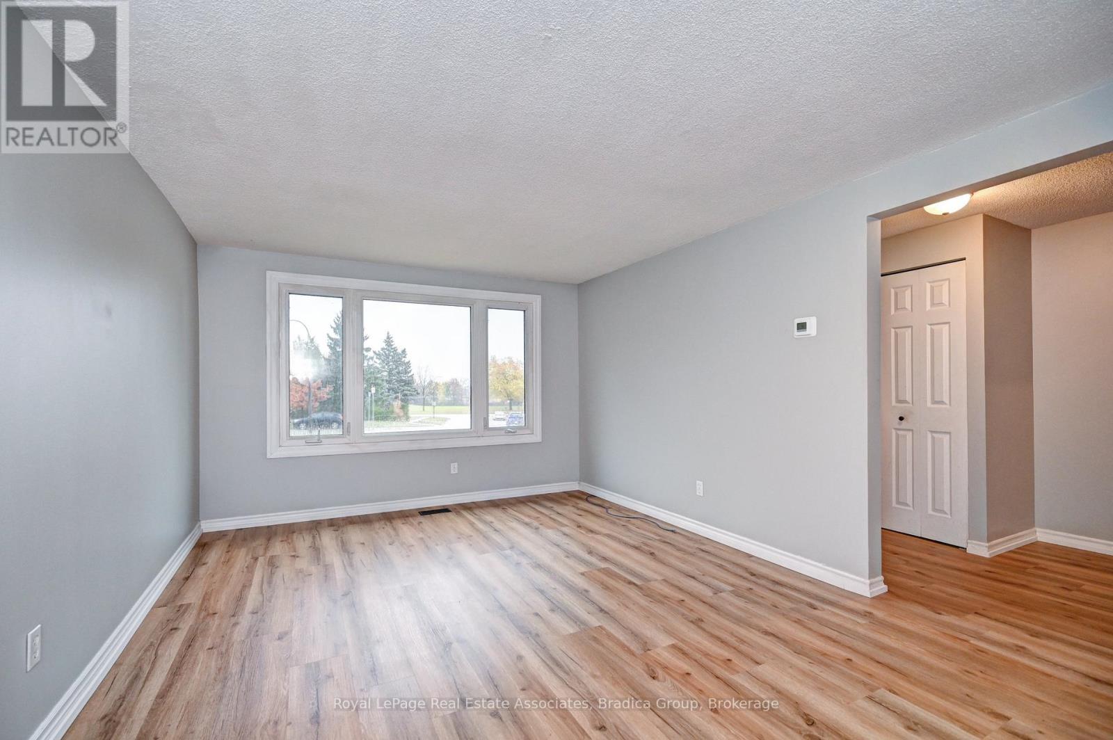 22 Berwick Place, Kitchener, ON - Indoor Photo Showing Other Room