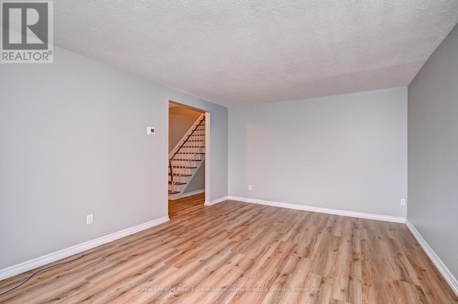 22 Berwick Place, Kitchener, ON - Indoor Photo Showing Other Room