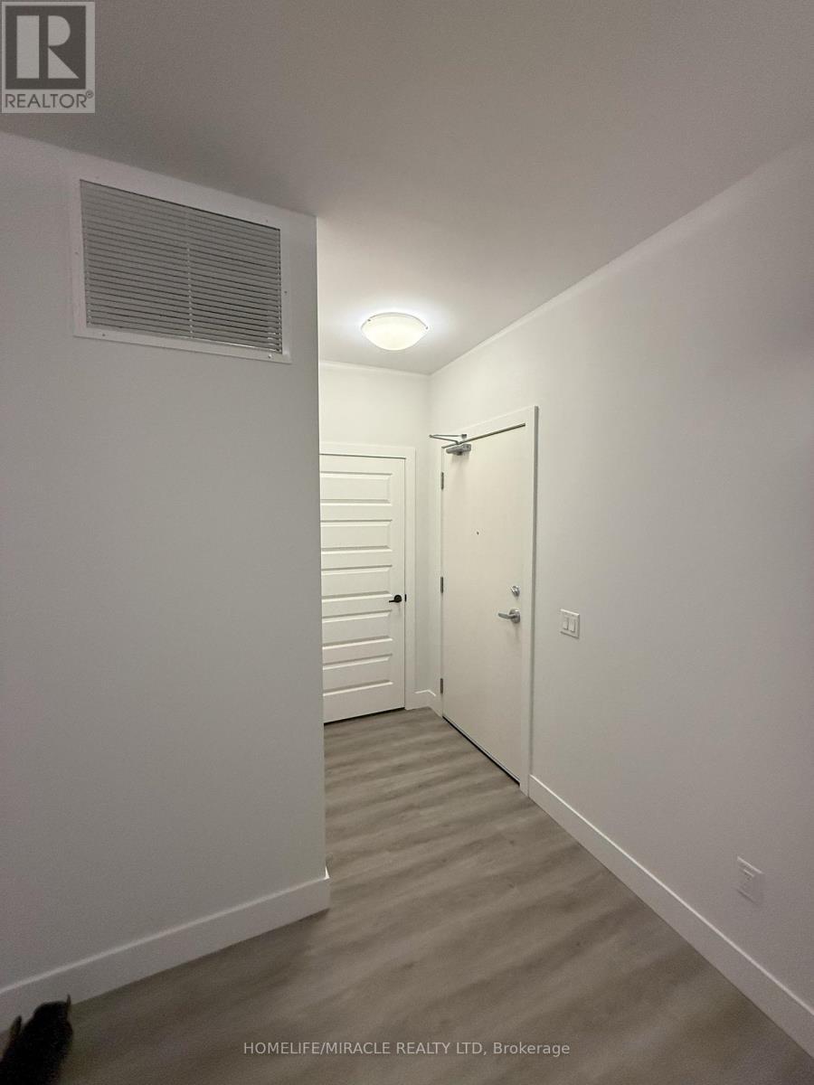 201 - 1000 Lackner Place, Kitchener, ON - Indoor Photo Showing Other Room