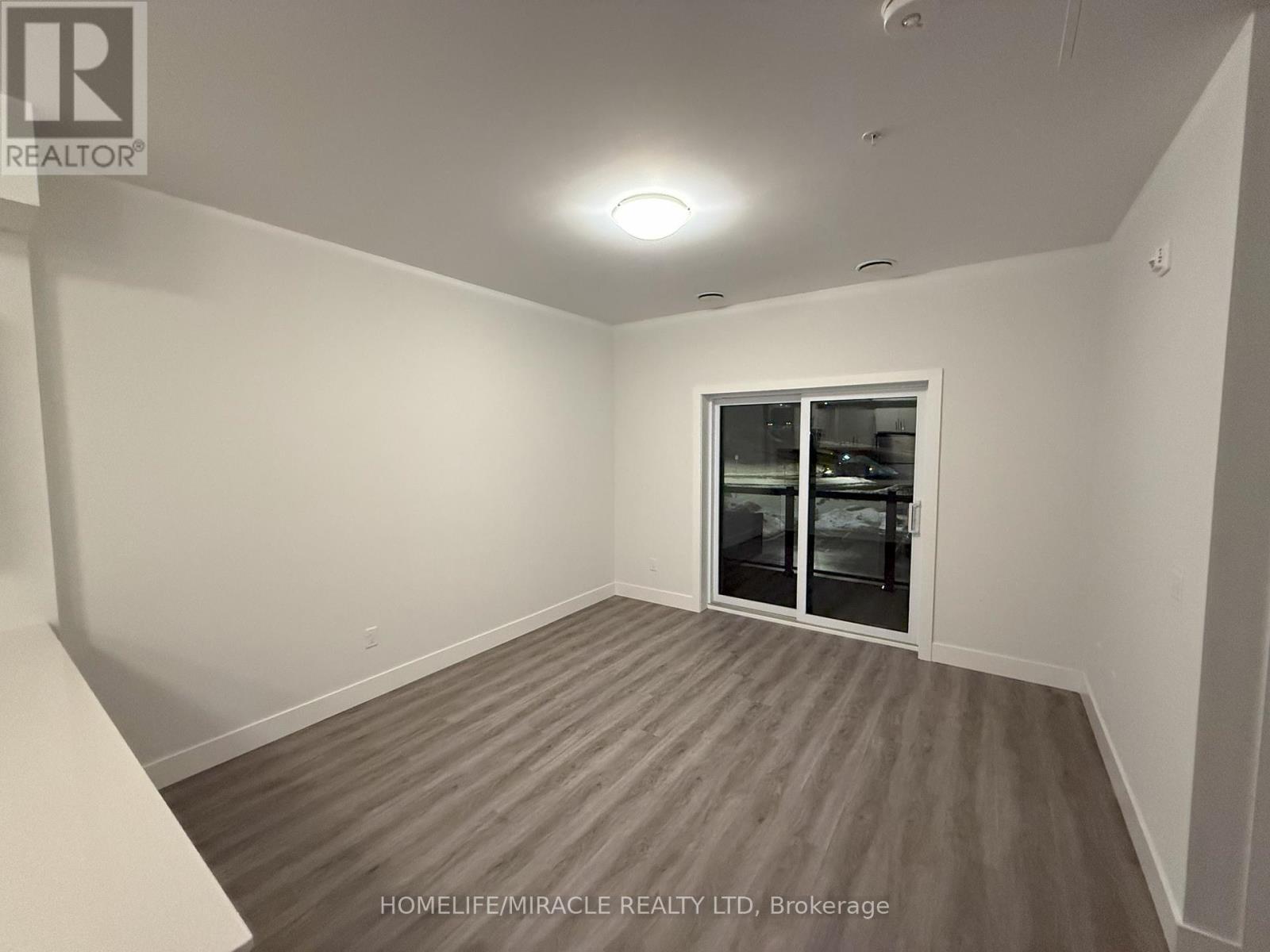 201 - 1000 Lackner Place, Kitchener, ON - Indoor Photo Showing Other Room