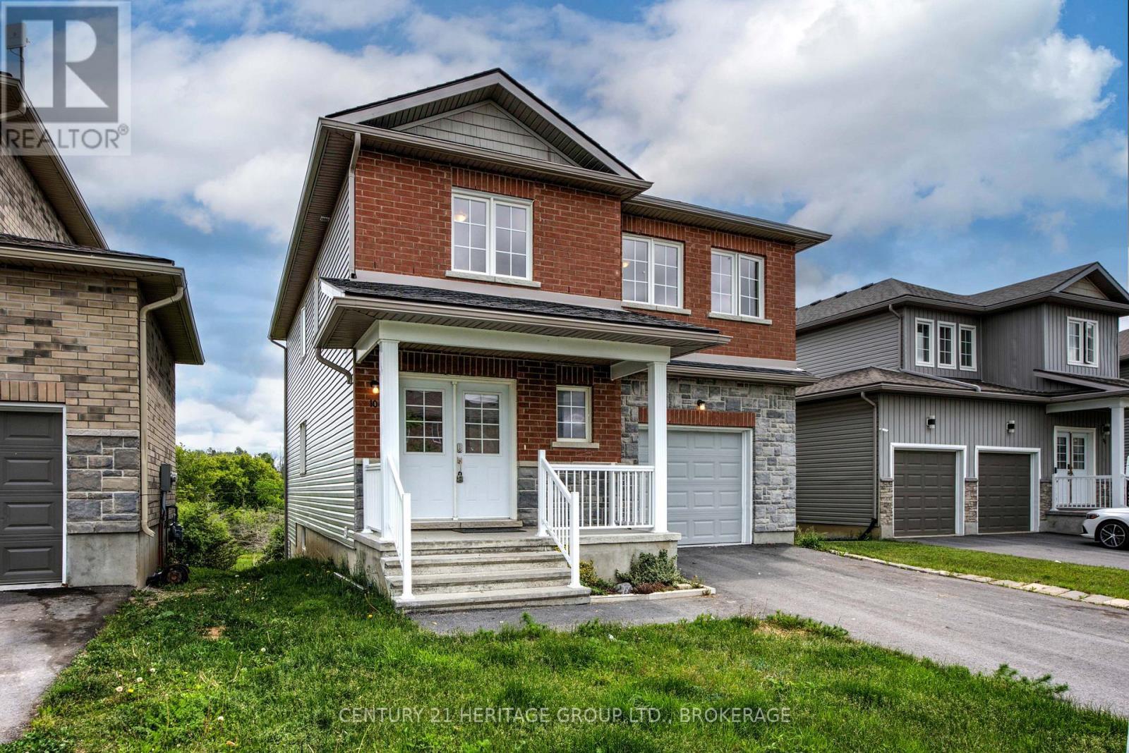 104 Brennan Crescent, Loyalist (Odessa), ON - Outdoor With Facade
