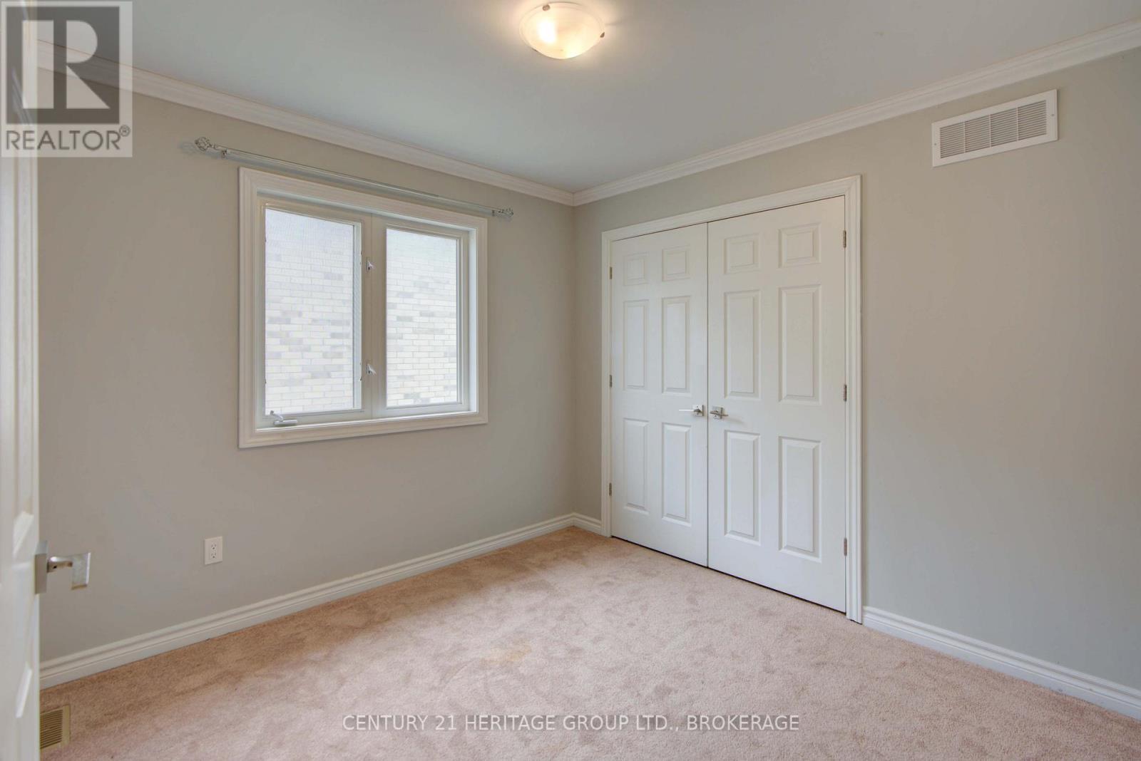 104 Brennan Crescent, Loyalist (Odessa), ON - Indoor Photo Showing Other Room