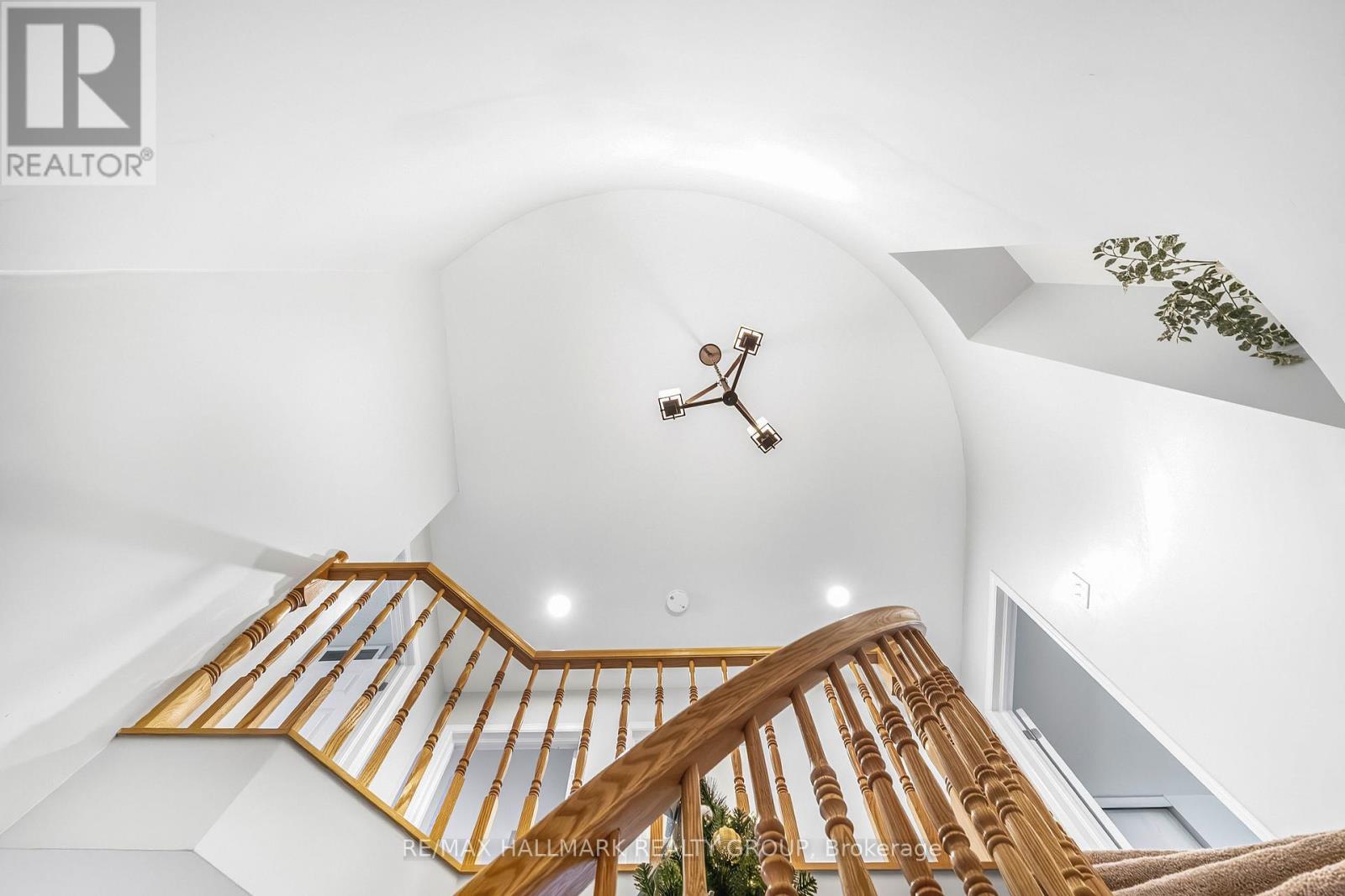 2025 Boisfranc Circle, Ottawa, ON - Indoor Photo Showing Other Room