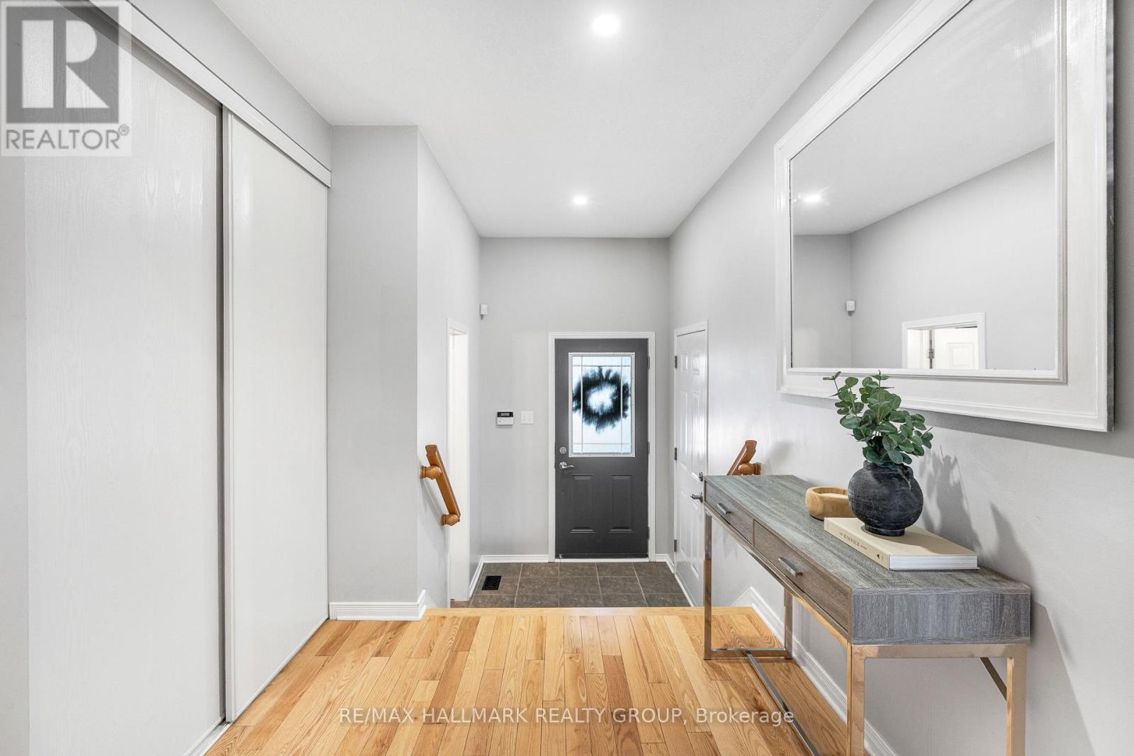 2025 Boisfranc Circle, Ottawa, ON - Indoor Photo Showing Other Room