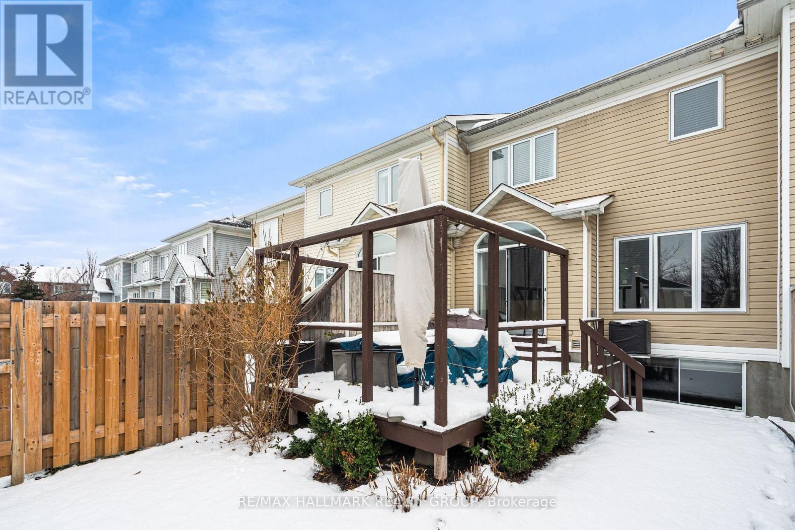 2025 Boisfranc Circle, Ottawa, ON - Outdoor