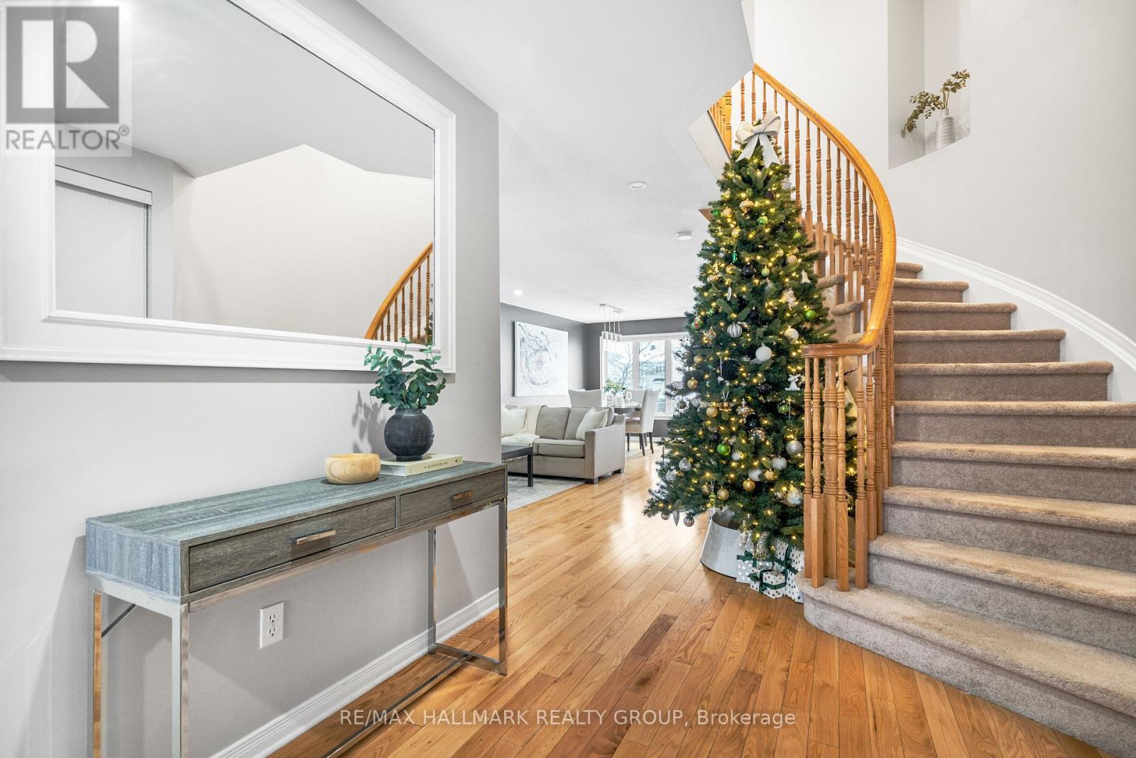 2025 Boisfranc Circle, Ottawa, ON - Indoor Photo Showing Other Room