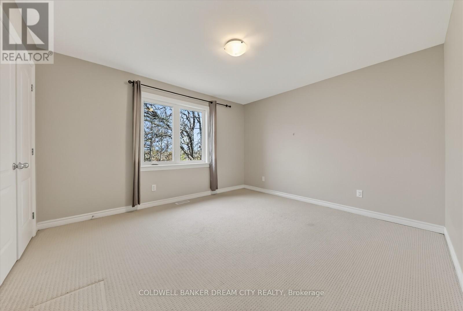 1386 Monarch Drive, Kingston, ON - Indoor Photo Showing Other Room