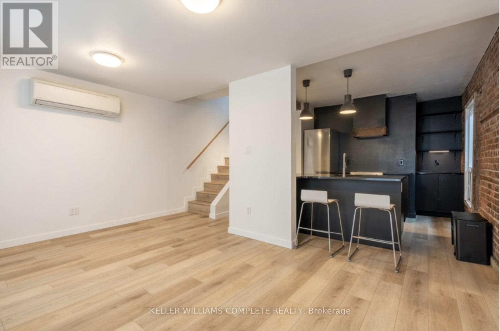 1 - 41 Burlington Street E, Hamilton, ON - Indoor Photo Showing Other Room