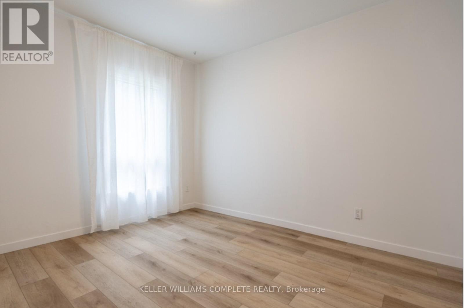 1 - 41 Burlington Street E, Hamilton, ON - Indoor Photo Showing Other Room