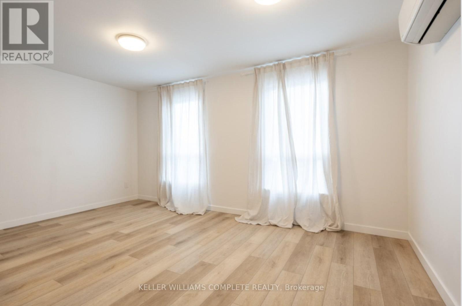 1 - 41 Burlington Street E, Hamilton, ON - Indoor Photo Showing Other Room