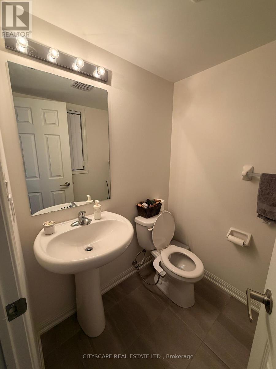 57 - 250 Sunny Meadow Boulevard, Brampton, ON - Indoor Photo Showing Bathroom