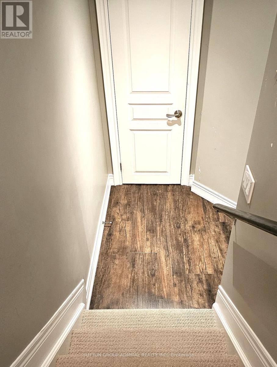 6412 Shapton Crescent, Niagara Falls, ON - Indoor Photo Showing Other Room