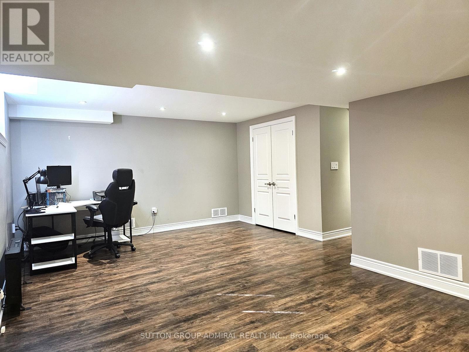 6412 Shapton Crescent, Niagara Falls, ON - Indoor