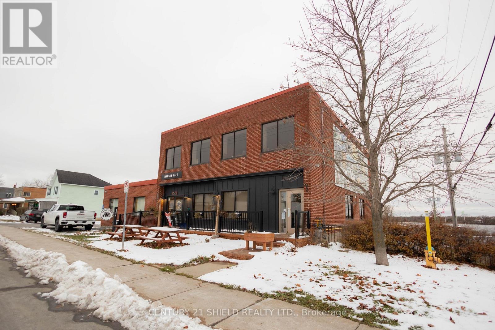 90 Main St. S Street, North Glengarry, ON